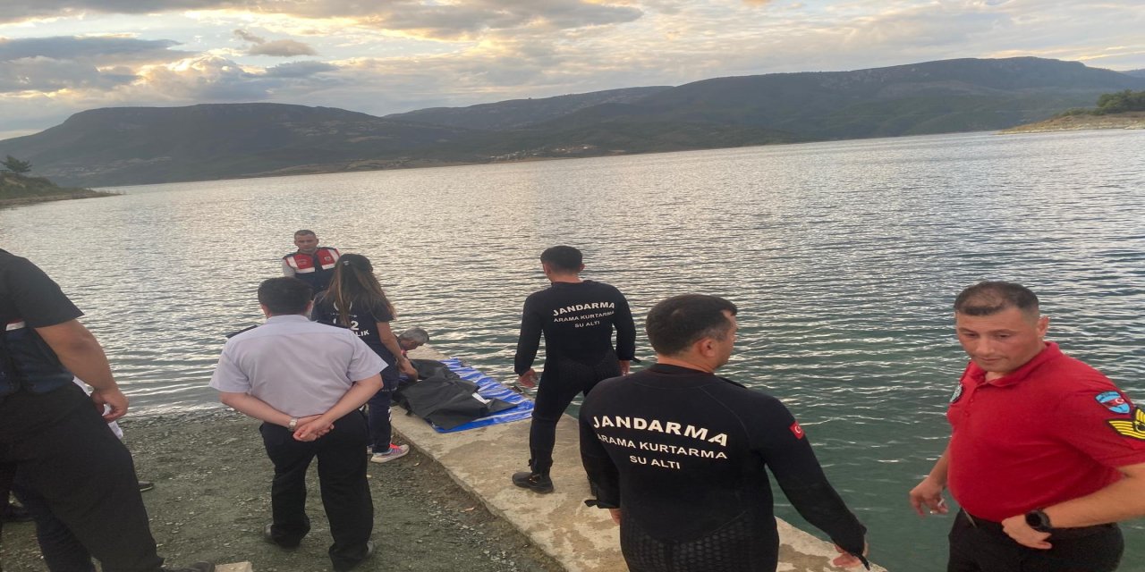 5 yaşındaki Mehmet, girdiği baraj gölünde boğuldu