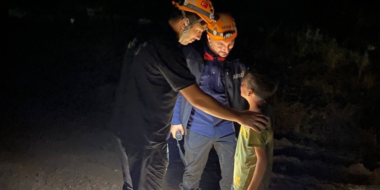 Sivas'ta Çadırlarını Su Basan İşçileri Ekipler Kurtardı