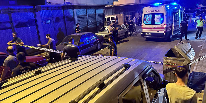 Sokakta Tartıştığı 2 Kadını Tabanca İle Vurduktan Sonra İntihar Etti: 2 Ölü, 1 Yaralı