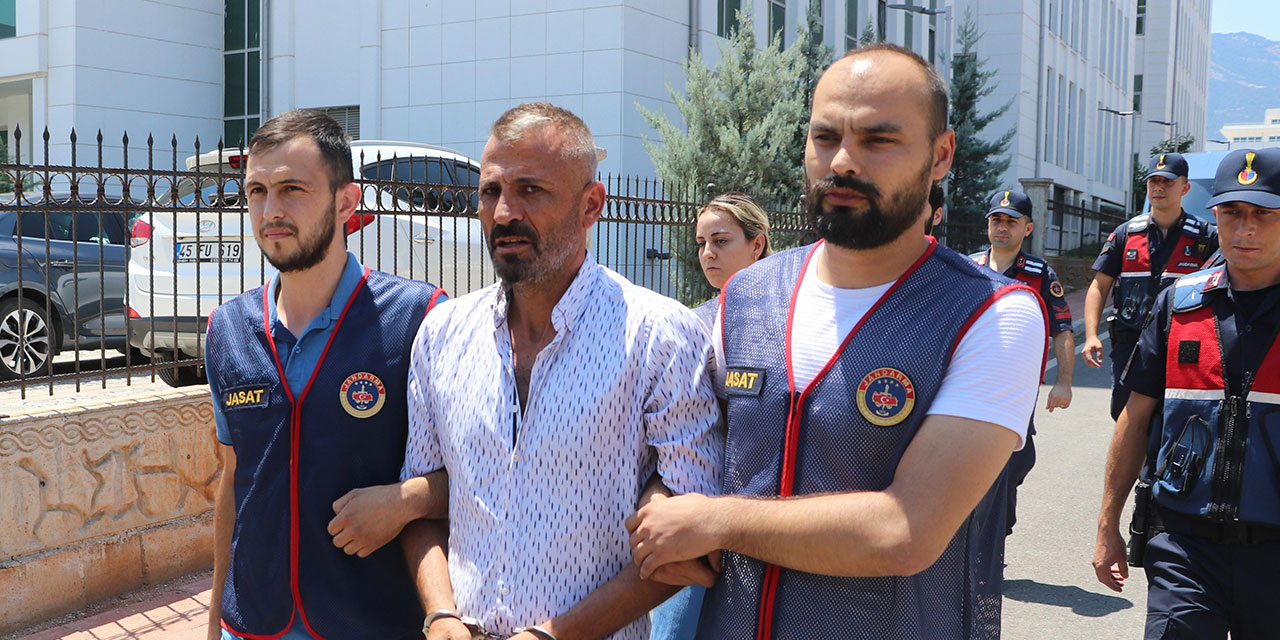 Annesini boğduktan sonra 'Hakkım sana helal' paylaşımı yapmış