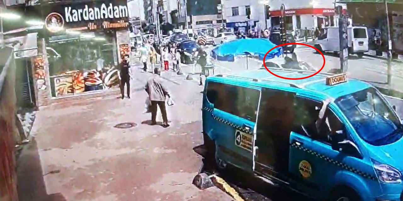 Rize'de yaya geçidinde otomobilin çarptığı kadın yaralandı; kaza anı kamerada