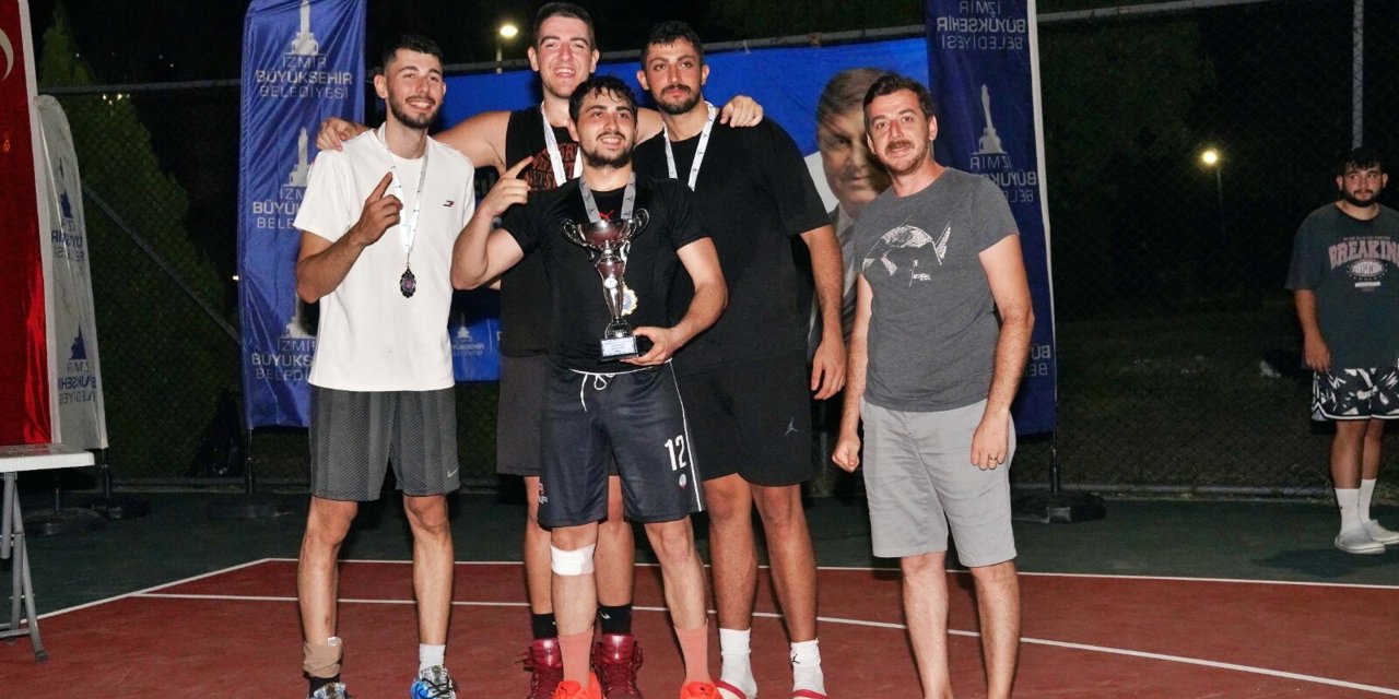 İzmirli Gençler Sokak Basketbolunda Buluştu