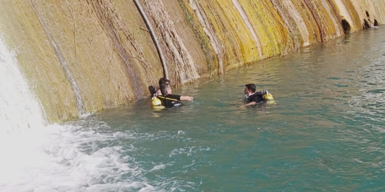 Sulama Havuzu Bendinde Mahsur Kaldı, Dalgıçlar Kurtardı