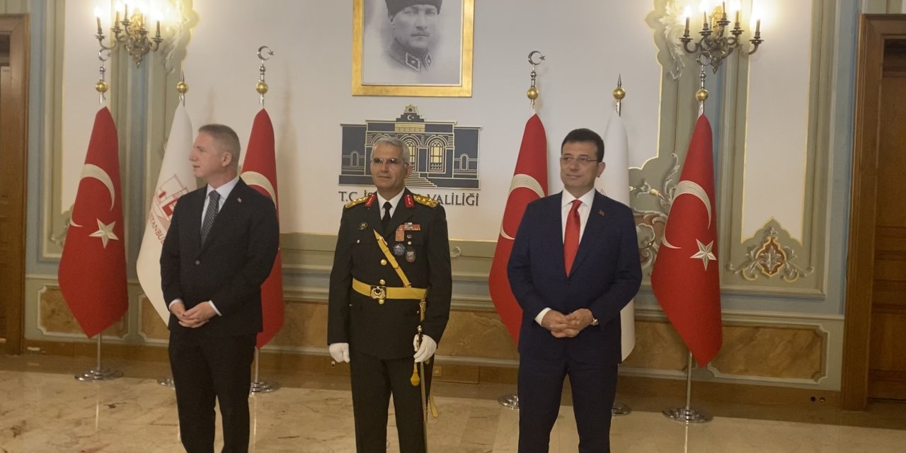 İstanbul Valiliği'nde 30 Ağustos Zafer Bayramı Töreni