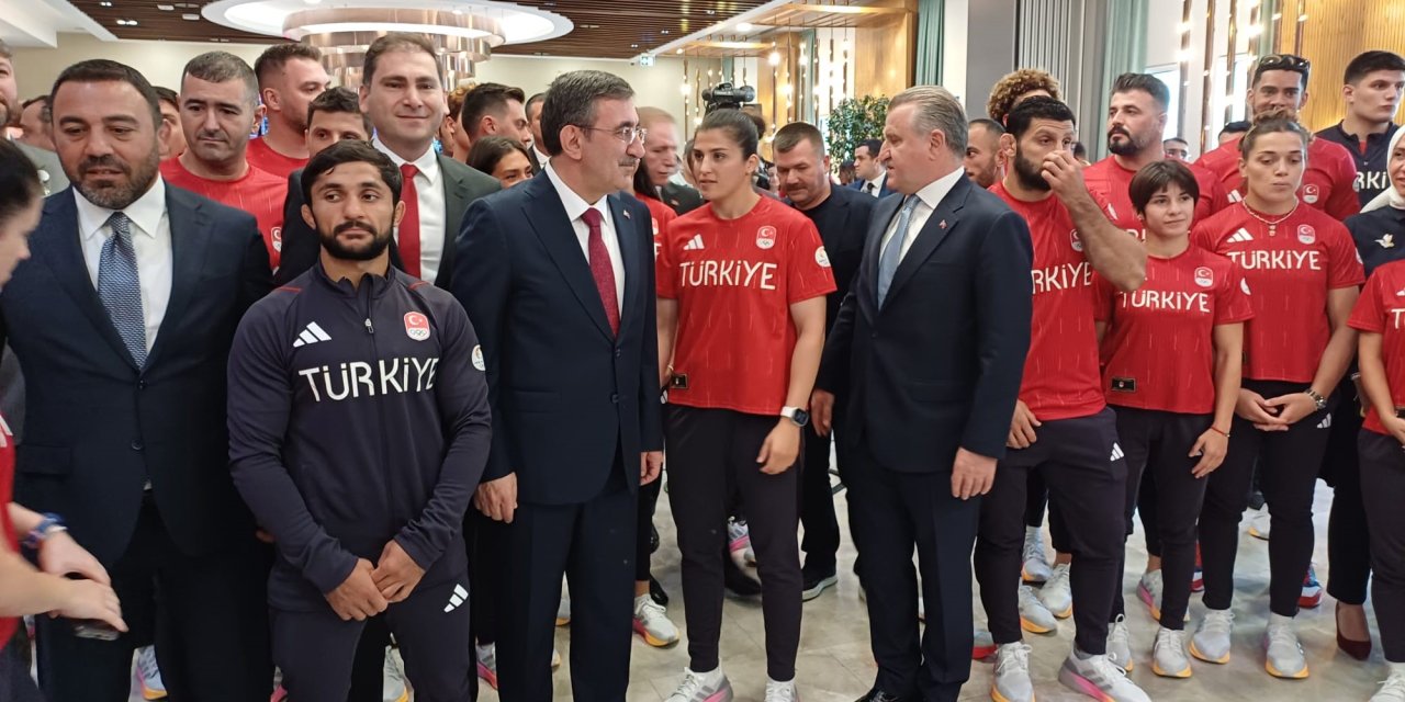 Türkiye'yi Olimpiyat Oyunları'nda Temsil Edecek Olan Milli Sporcular İçin Uğurlama Töreni Düzenlendi