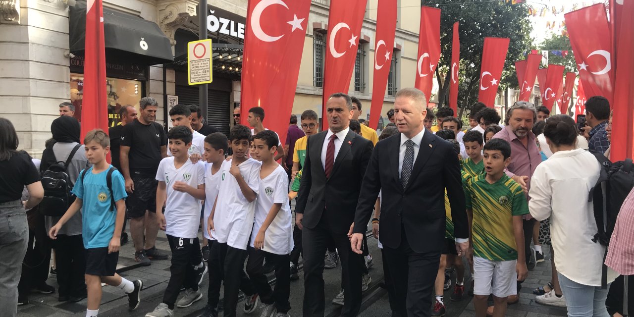 30 Ağustos Zafer Bayramı ‘İstiklal Yürüyüşü’ İle Kutlandı