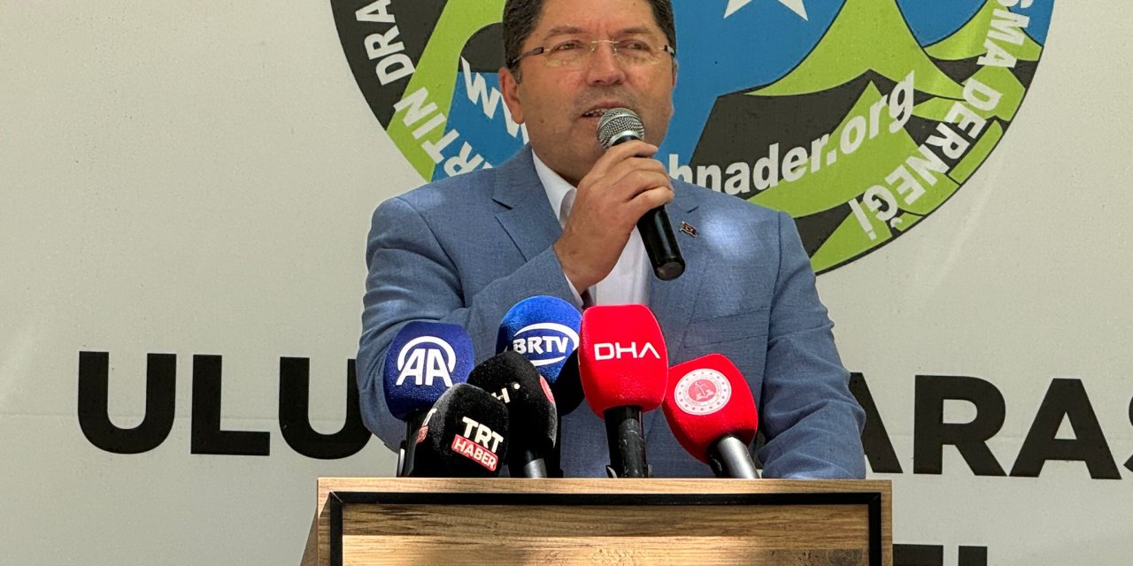 Bakan Tunç: Milletvekillerimiz Dünyaya Demokrasi Dersi Verdi