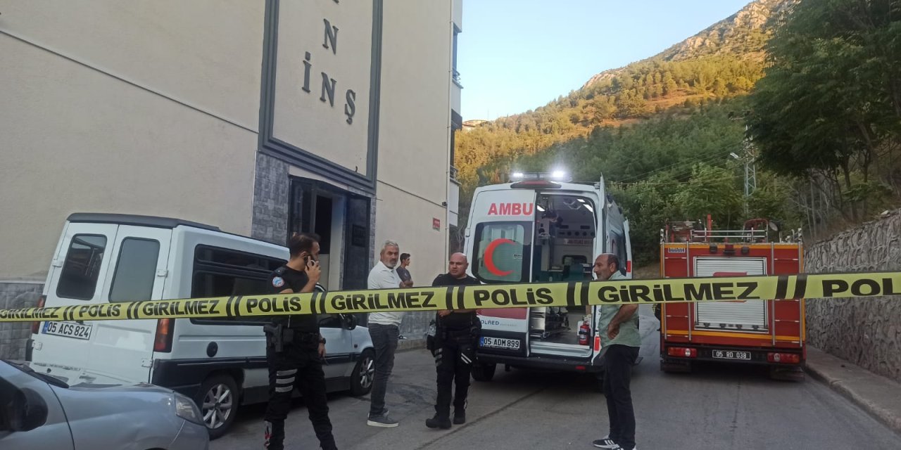 Amasya’da Asansöründe Sıkışan İşçi Hayatını Kaybetti