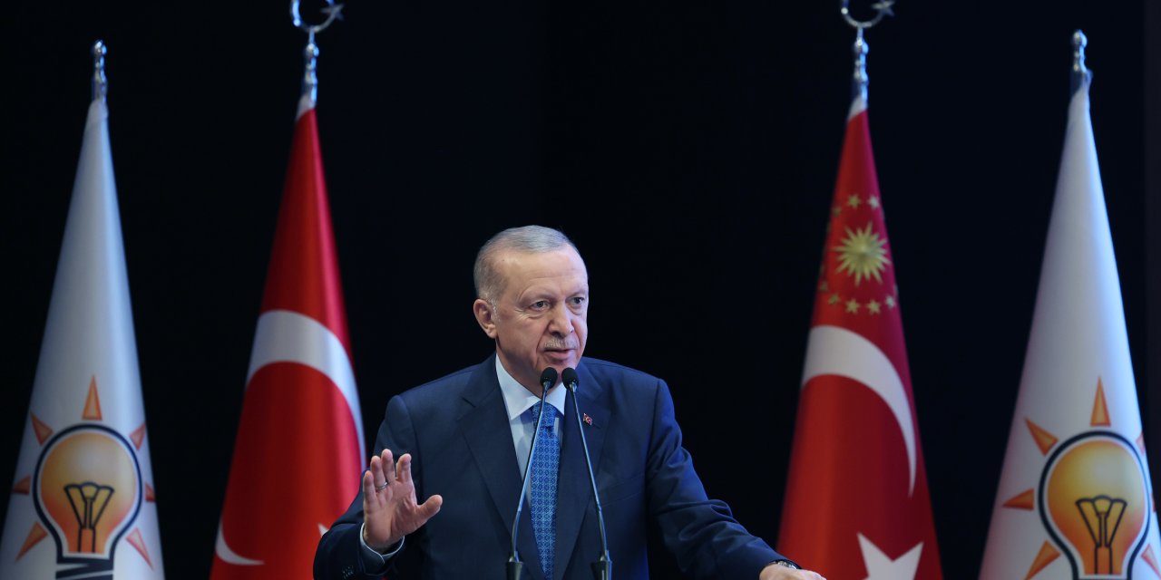 Cumhurbaşkanı Erdoğan: 'mavi Vatan'a 'Masal' Diyerek Birilerine Göz Kırpıyorlar
