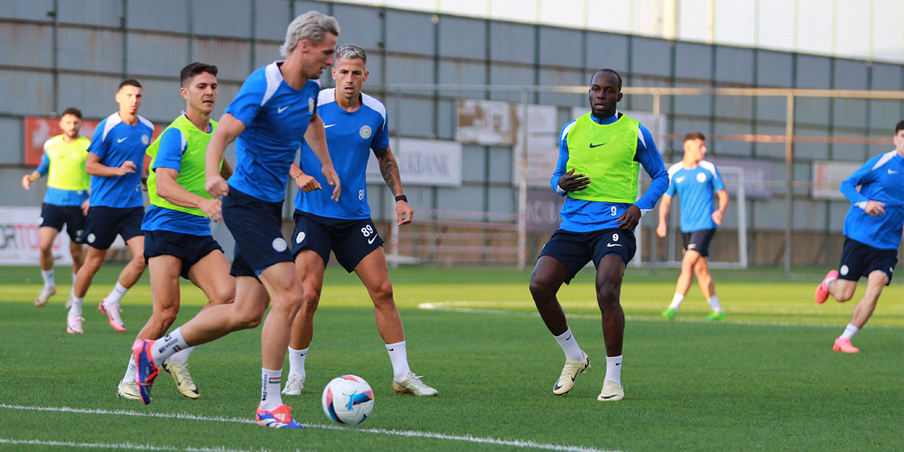 Çaykur Rizespor, Rize'de hazırlıklarına başladı