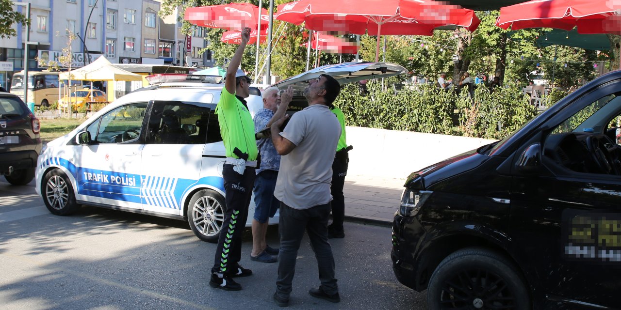 Sürücüler, Dronla Görüntülendiklerini Görünce Cezaya İtirazdan Vazgeçti