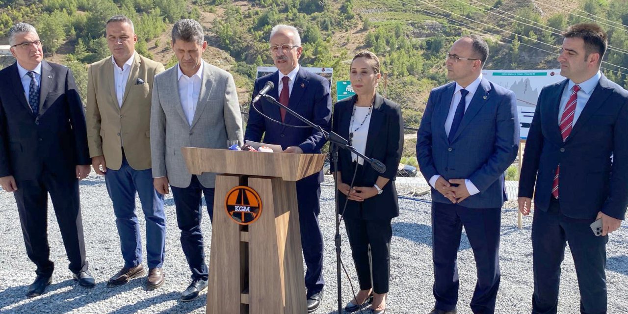 Antalya Bakan Uraloğlu: Uyardık, Gerekli Karşılığı Bulmadığımız İçin Erişim Engeli Getirdik