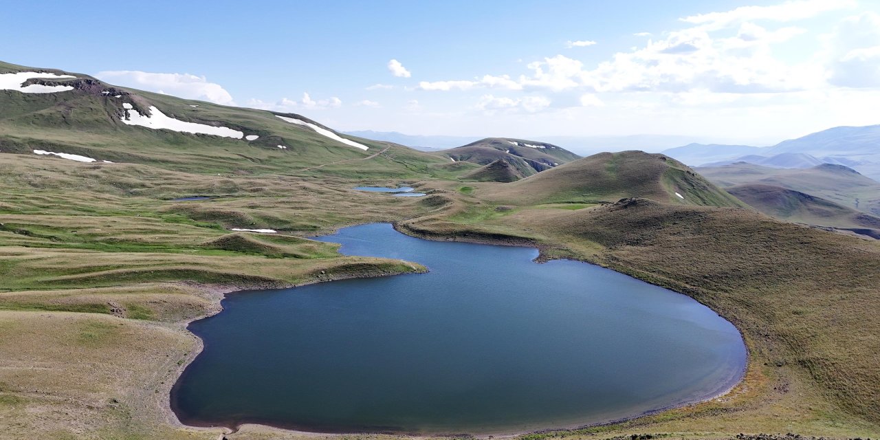 Erzurum Dünyanın Göbeği; Aras, Çoruh Ve Fırat’ın Doğduğu Yer