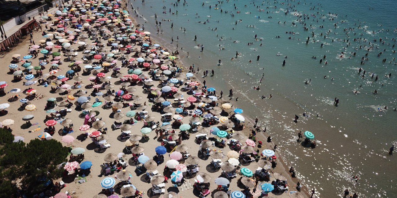 Kocaeli Tatilcilerle Dolan Kandıra, Akdeniz'i Aratmadı