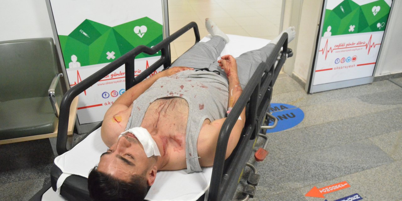 Otobüste Ayağına Bastığı Yolcuyu Darbedip, Palayla Yaraladı