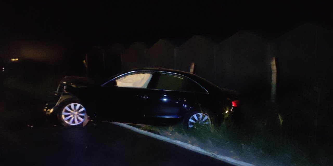 Bursa'da İki Otomobil Kafa Kafaya Çarpıştı: 3 Yaralı