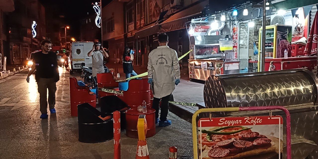 Motosikletle Gelip, İşletmeciyi Tabancayla Vurup Kaçtı