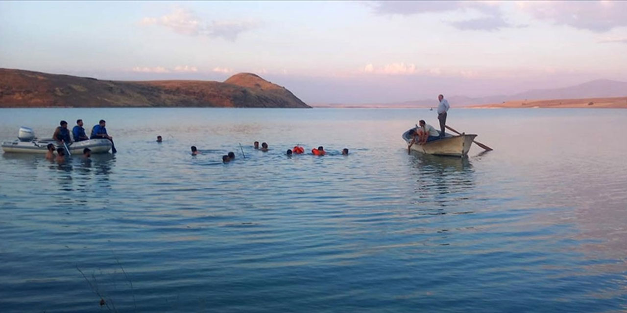 Muş'ta baraj gölüne giren 5 kişinin cansız bedenine ulaşıldı