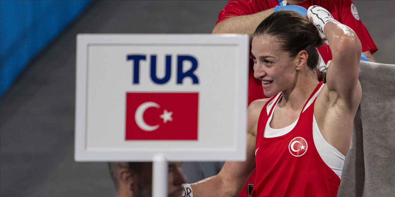 Milli boksör Buse Naz Çakıroğlu, Paris'te gümüş madalya kazandı