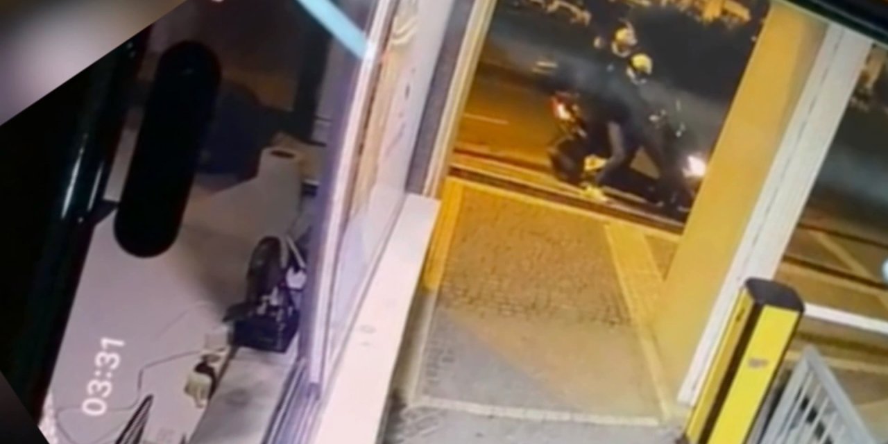İstanbul- Esenyurt'ta Motosikletli Saldırganlar Silah Tutukluk Yapınca Kaçtı