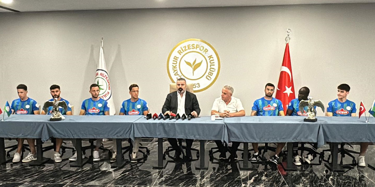 Çaykur Rizespor yeni transferlerini tanıttı