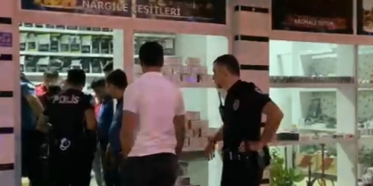 Bıçakla Geldi, İş Yeri Sahibi Tarafından Tabancayla Vuruldu