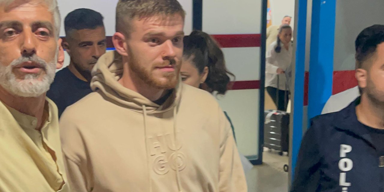 Trabzonspor'un Yeni Transferi Arseniy Batagov, Trabzon'a Geldi