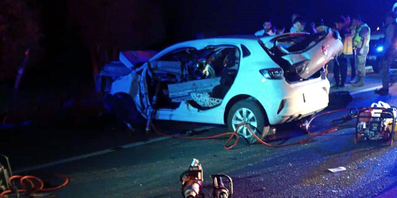 Bitlis'te uzman çavuş ile hemşire eşi kazada hayatını kaybetti