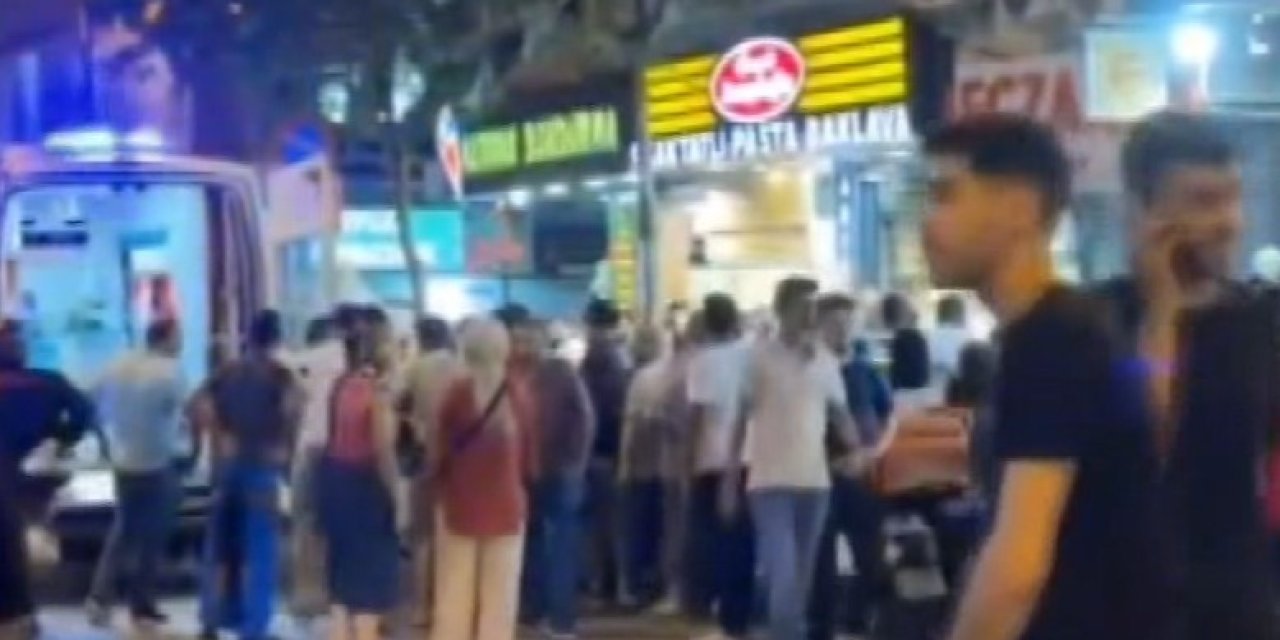 İstanbul- Küçükçekmece'de Eşi Tarafından Sokak Ortasında Bıçaklanan Kadın Hayatını Kaybetti - 3 (Geniş Haber-ek Görüntü)