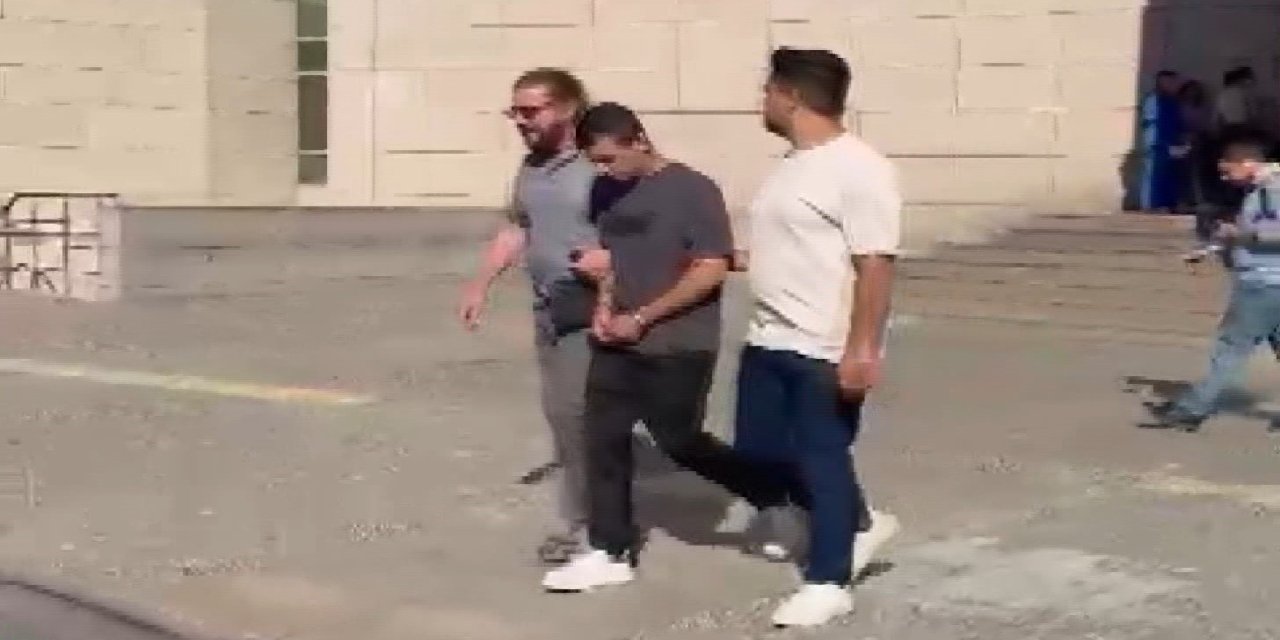 Kağıthane’de tartıştığı husumetlisini silahla başından vurdu