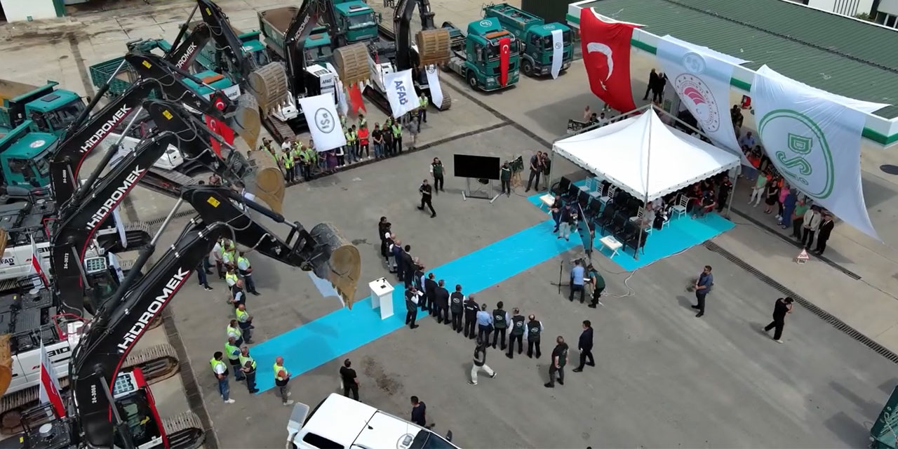 Doğu Karadeniz'de taşkın riski yüksek 3 ile 24 yeni iş makinesi tahsis edildi