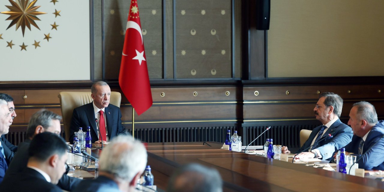 Cumhurbaşkanı Erdoğan, Tobb Başkanı Hisarcıklıoğlu'nu Kabul Etti