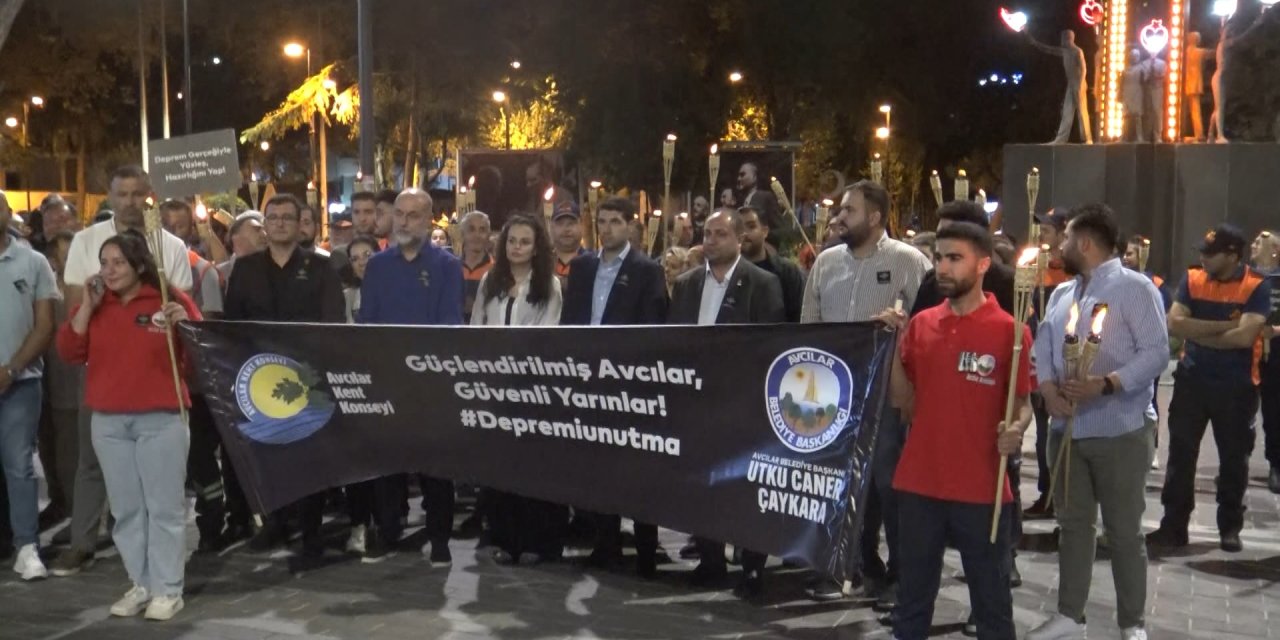 Avcılar’da, 17 Ağustos Depremi'nde Yaşamlarını Yitirenler, 03.02'de Anıldı