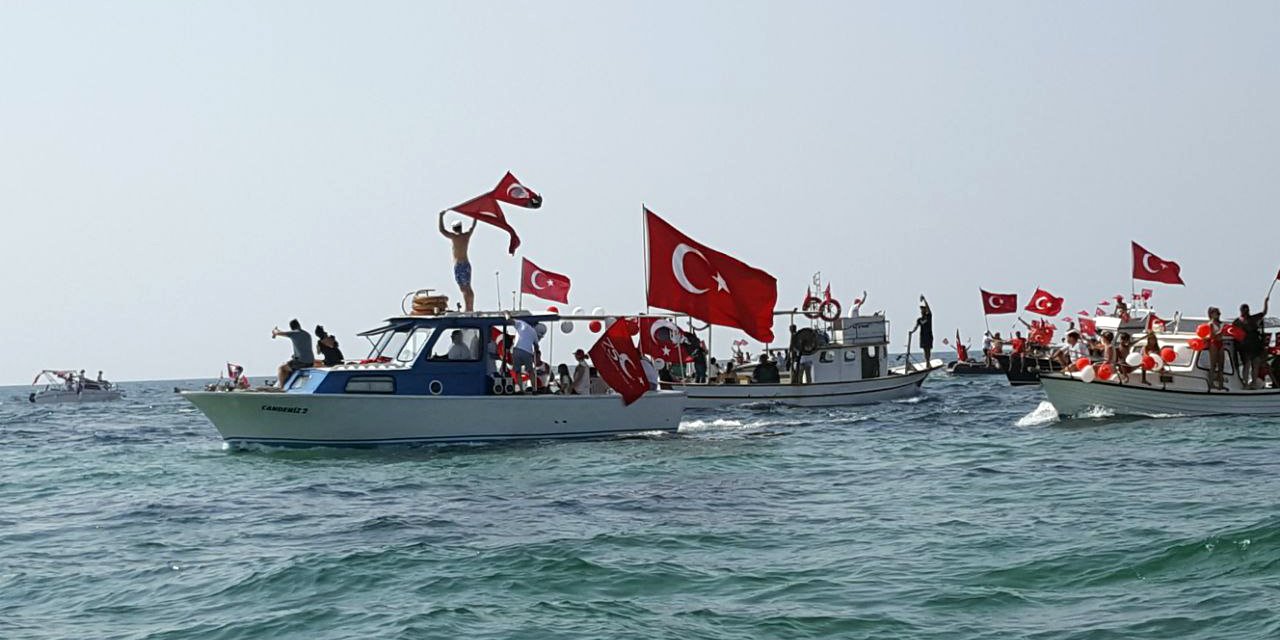 Amatör Balıkçılardan, 100 Tekneyle '30 Ağustos Zafer Bayramı' Turu