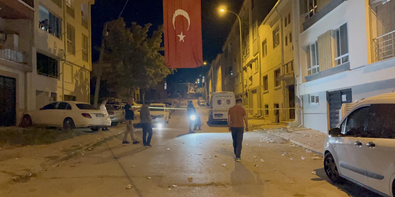 Eskişehir'de Asker Eğlencesinde Arbede; 1 Polis Yaralı, 2 Gözaltı