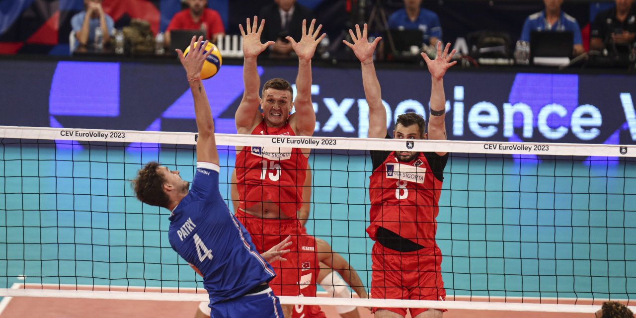 A Milli Erkek Voleybol Takımı, Avrupa Voleybol Şampiyonası'na Mağlubiyetle Başladı