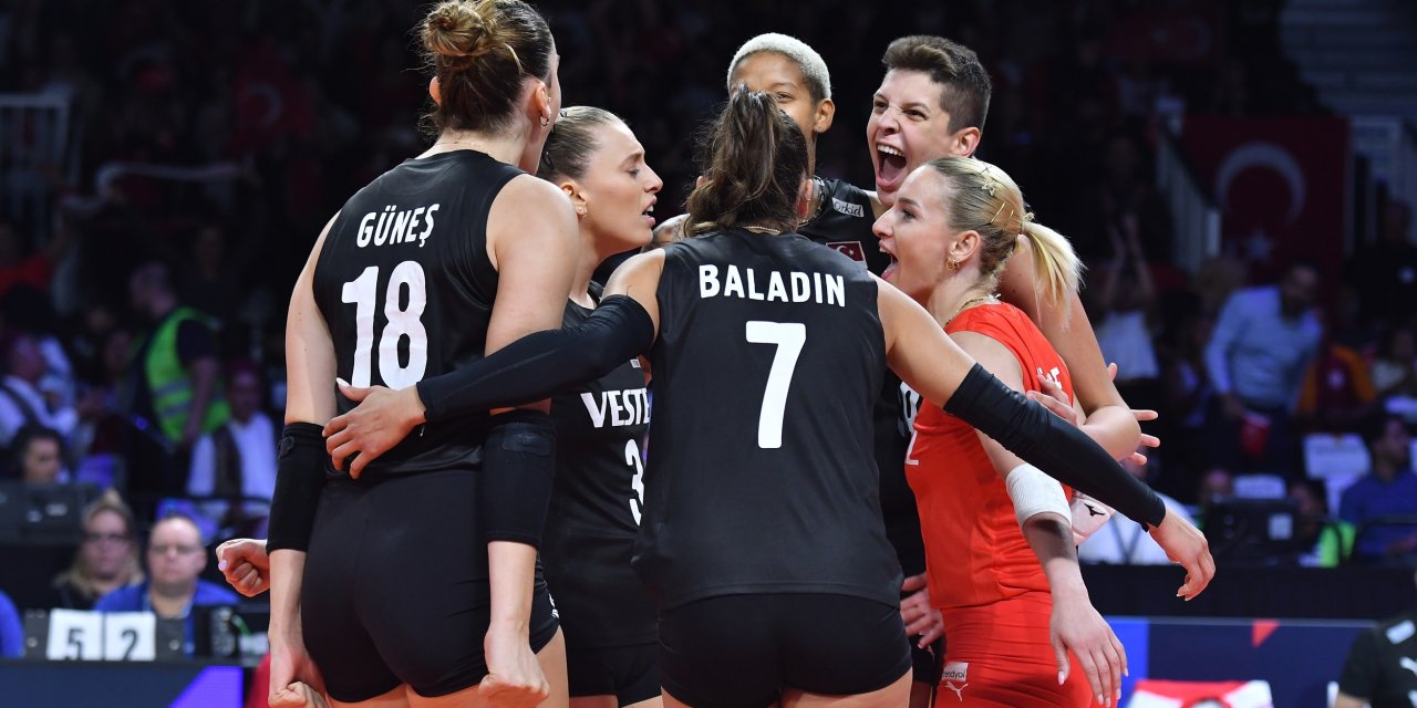 Filenin Sultanları, Avrupa Voleybol Şampiyonası’nda Namağlup Yarı Finalde