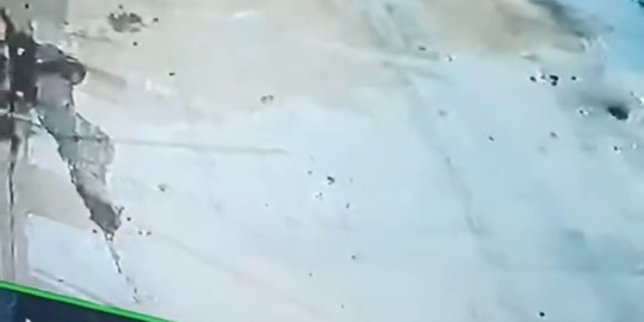 Evinin Önünde Silahlı Saldırıya Uğradı; O Anlar Kamerada