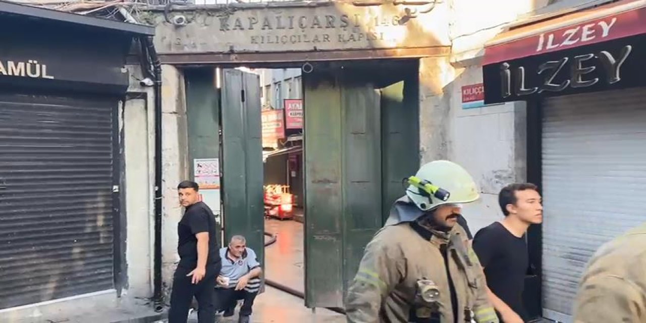 İstanbul - Kapalıçarşı'da Kuyumcu Atölyesindeki Yangın Söndürüldü (Ek Görüntülerle Geniş Haber)