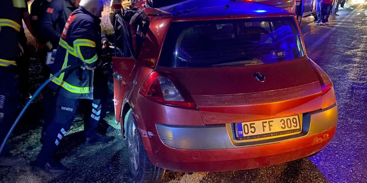 Amasya'da Tır'la Çarpışan Otomobilin Sürücüsü Öldü