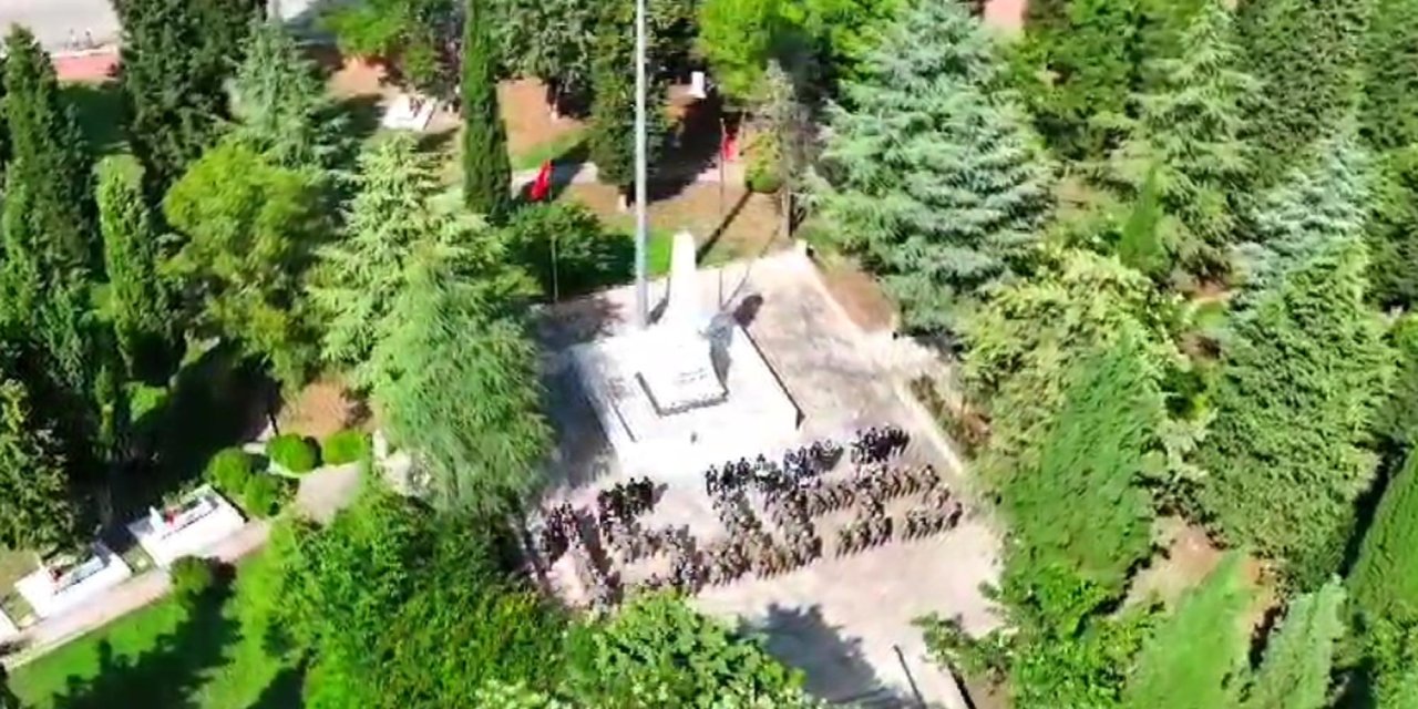 Kırklareli Emniyeti'nden Duygulandıran '15 Bin 55' Şehit Klibi