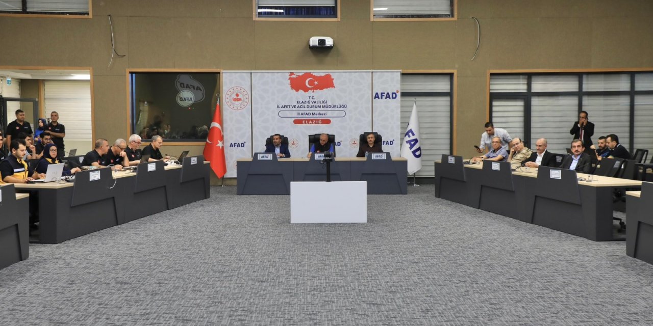 Bingöl'de 7.5 Büyüklüğünde Deprem Senaryosu İle 'Deprem Saha Tatbikatı' Düzenlendi (2)