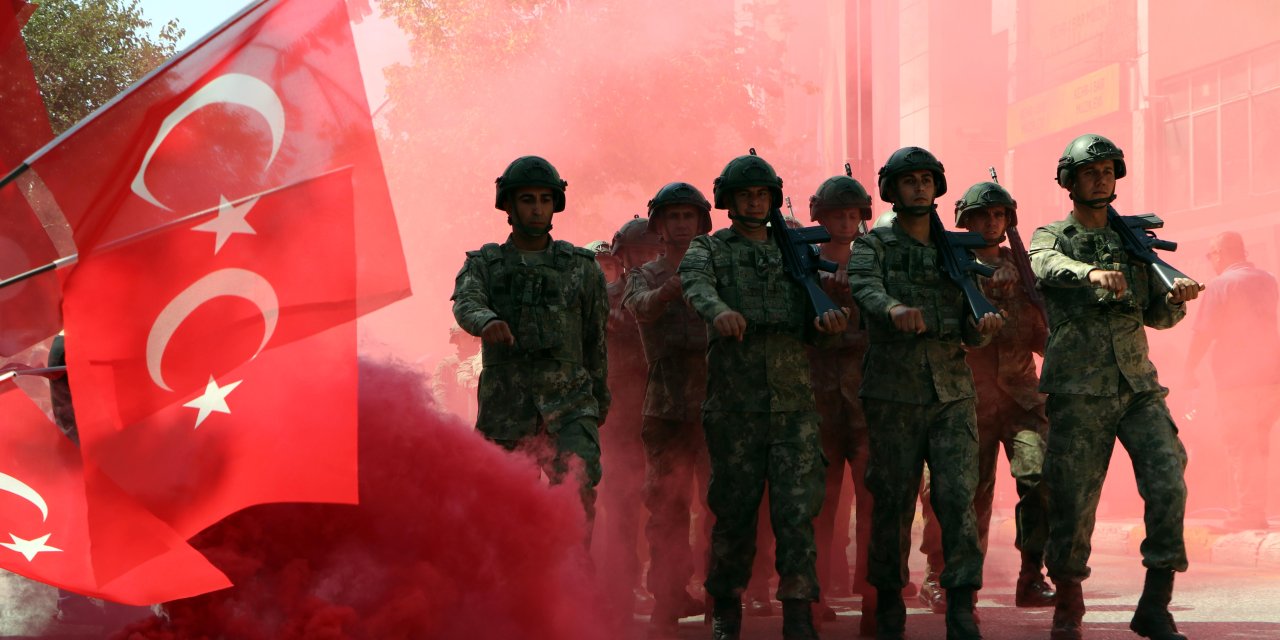 Van'da Zafer Bayramı Coşkusu