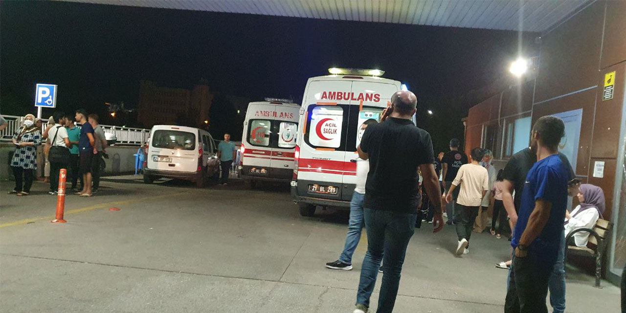 Diyarbakır'da silahlı kavga; amca- yeğen öldü, 3 yaralı