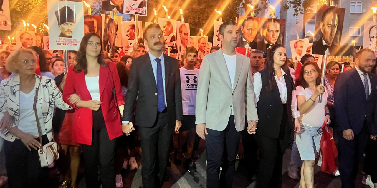 Kartal'da 30 Ağustos Zafer Bayramı Coşkuyla Kutlandı