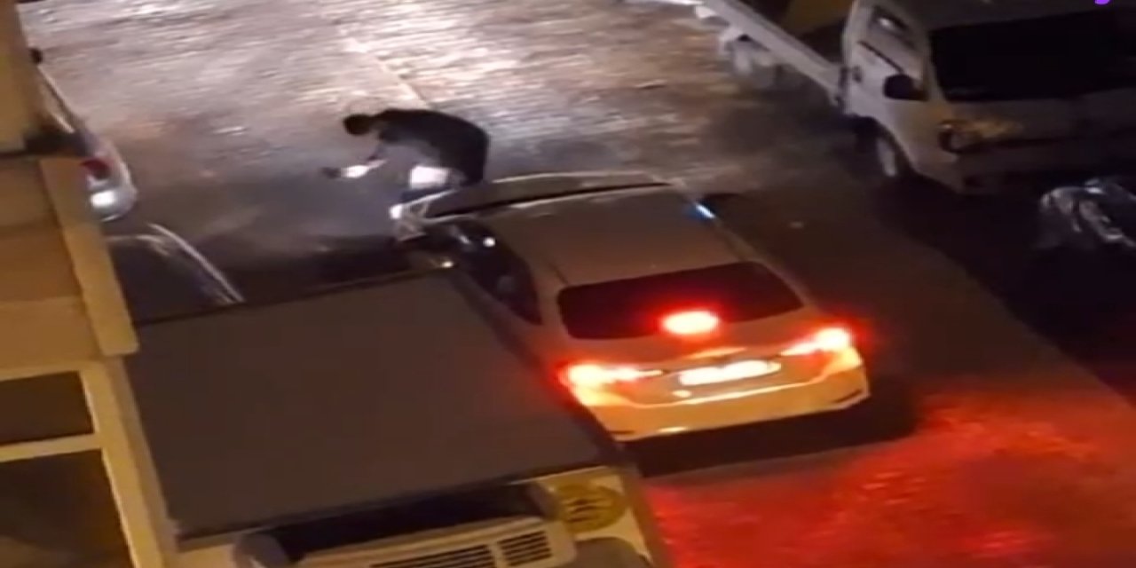 İstanbul- Bahçelievler'de Tabancayla Otomobilin Önüne Atladı