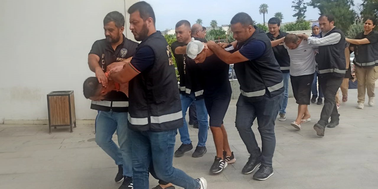 Kadına Taciz İddiasıyla Cinayette 5 Şüpheli Tutuklandı