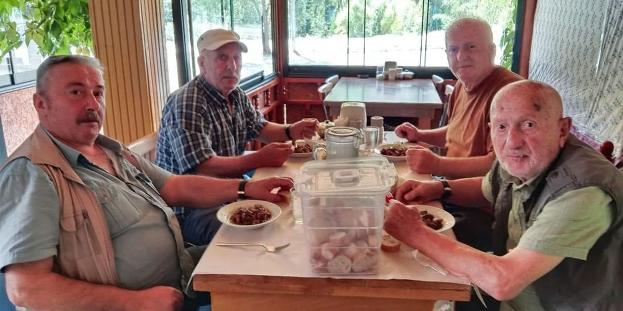 Erzurum'daki kazanın acısı Rize'ye düştü 3 ölü, 1'i ağır 2 yaralı olan kazadan önceki son fotoğraf