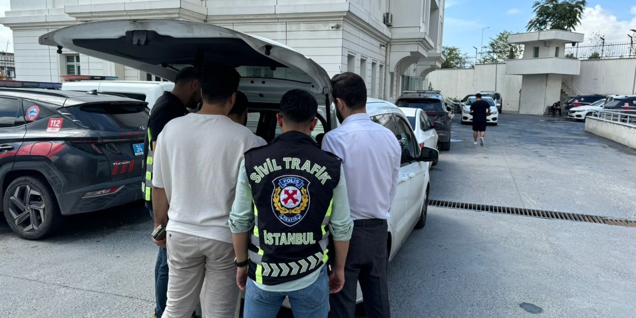 İstanbul - Sultangazi'de Düğün Konvoyuna Para Cezası