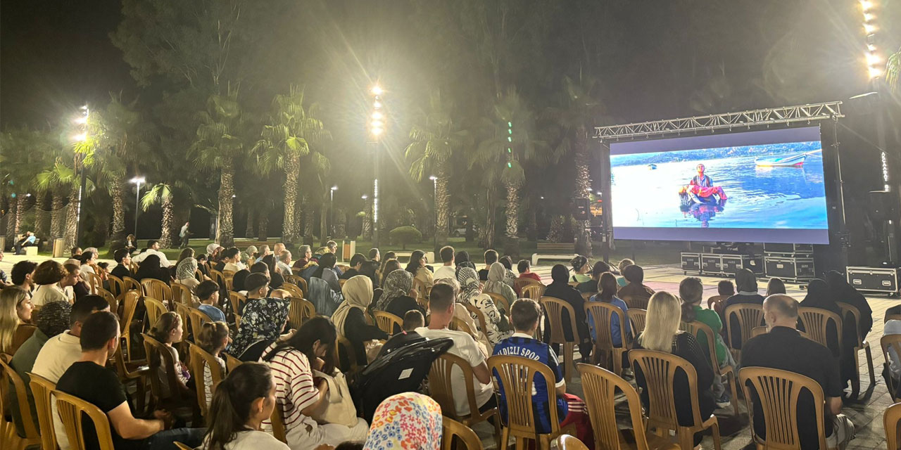 Yazlık sinema keyfi devam ediyor